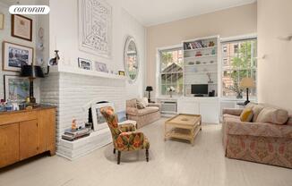 426 W 23 ST