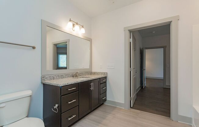 1 bed, 2 baths, 945 sqft, $1,975, Unit Heritage East- Unit 212