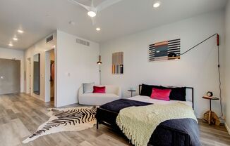 Studio, 1 bath, 437 sqft, $1,850, Unit 305