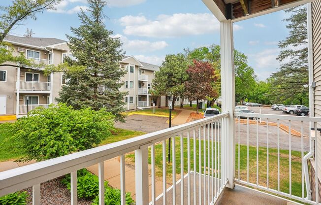 1 bed, 1 bath, 895 sqft, $1,299, Unit 2350-117