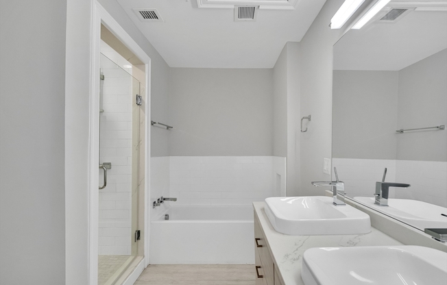 2 beds, 2.5 baths, 1,455 sqft, $4,900, Unit G6
