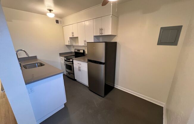 1 bed, 1 bath, 614 sqft, $1,350, Unit 120