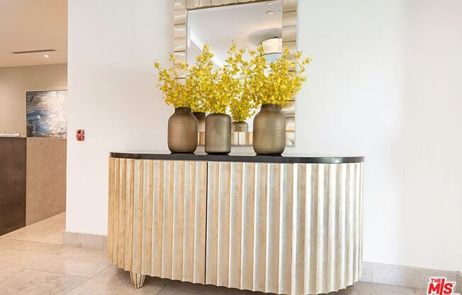 1 bed, 1 bath, 693 sqft, $3,000, Unit 228