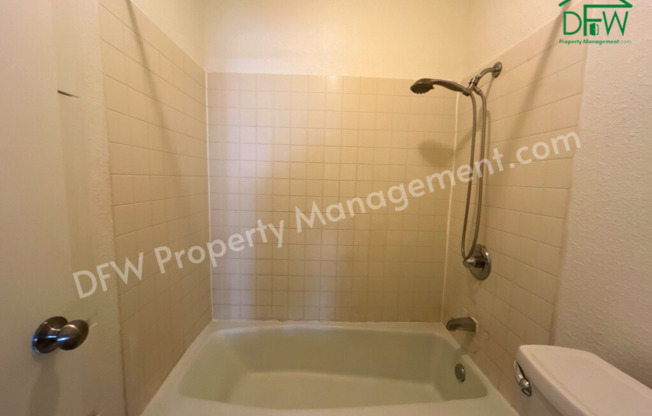 3 beds, 2 baths, $1,850