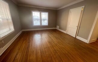 1 bed, 1 bath, $999, Unit 101