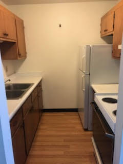 2 beds, 1 bath, $1,095