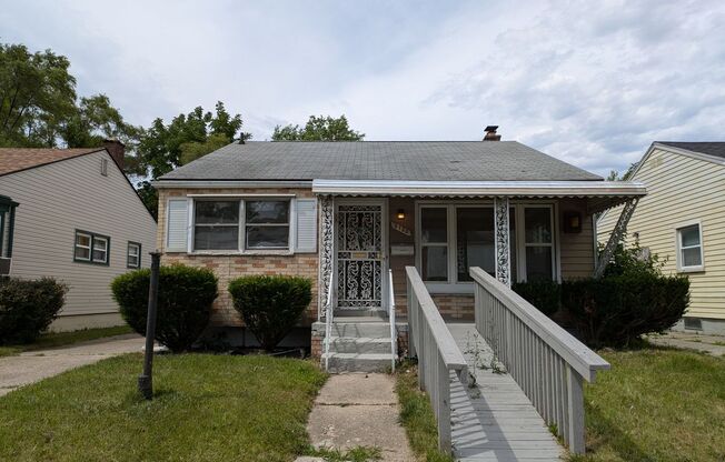 8720 Pembroke 3bed/1.5 bath with garage located in Eight Mile Wyoming