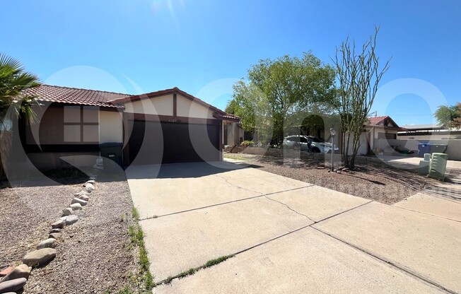 1727 W ELM ST