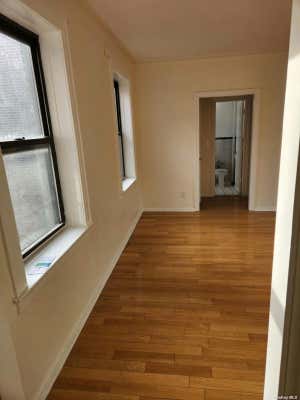 1 bed, 1 bath, $2,300, Unit C31