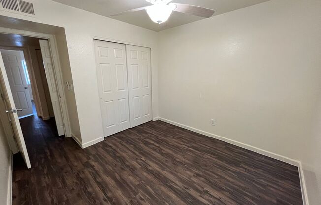 2 beds, 1 bath, 950 sqft, $1,225, Unit 109