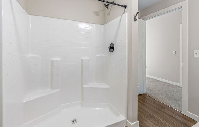 2 beds, 2 baths, 1,088 sqft, $1,825, Unit 1-301