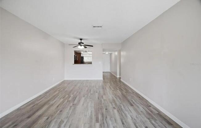 6336 NEWTOWN CIR