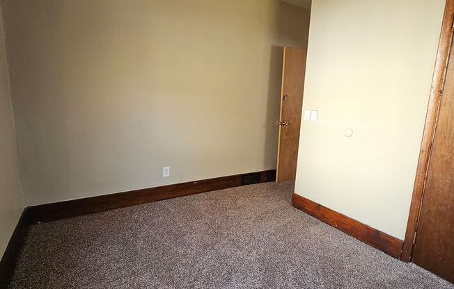 1 bed, 1 bath, $695, Unit 1710 Apt 1