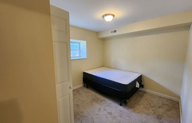Across the street from UofC campus! Super spacious modern duplex down!