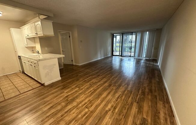 2 Bed, 2 Bath Condo in Cross Creek Village, Playa Del Rey