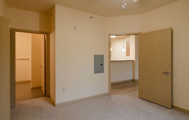 2 beds, 2 baths, 941 sqft, $1,545, Unit 626-202