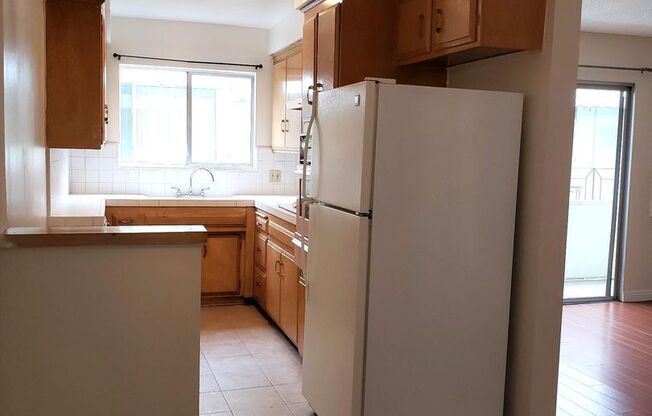 1005 N Curson Ave.
