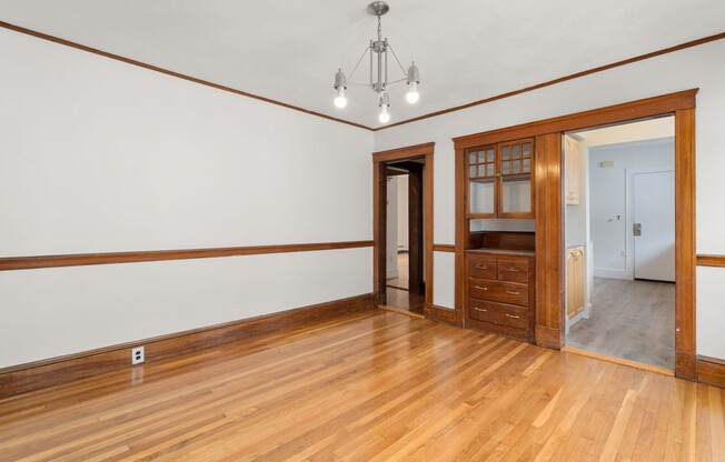 3 beds, 1.5 baths, 1,100 sqft, $3,150, Unit 38
