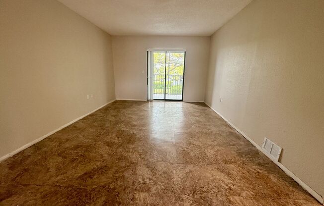 2 beds, 1 bath, $1,750, Unit Unit 1606