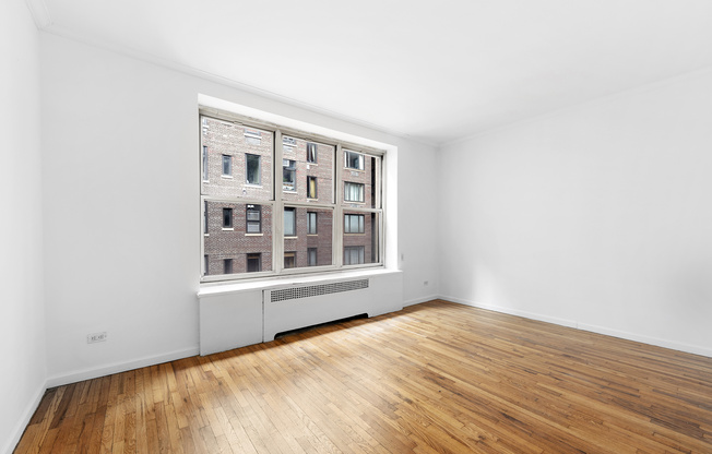 330 E 58 ST