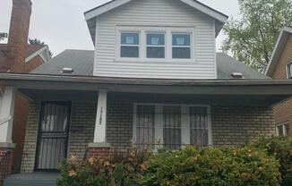 19185 Cliff Street