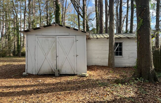 3 beds, 1 bath, $1,200