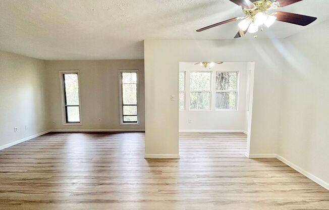 North Atlanta 1 Bed-1 Bath Condo, LVP Hardwoods, Sunroom/Office, Available Mid-July!