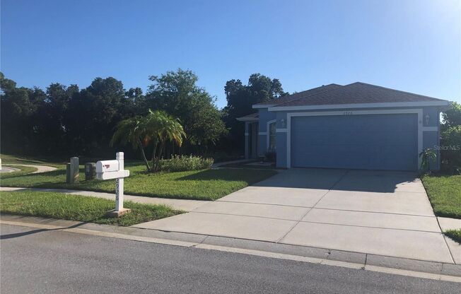 Key Vista home on cul-de-sac
