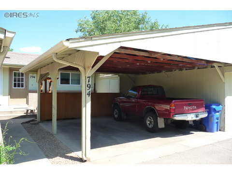 FANTASTIC 2 Bed 2 Bath Townhome in Lafayette-Available July 1st