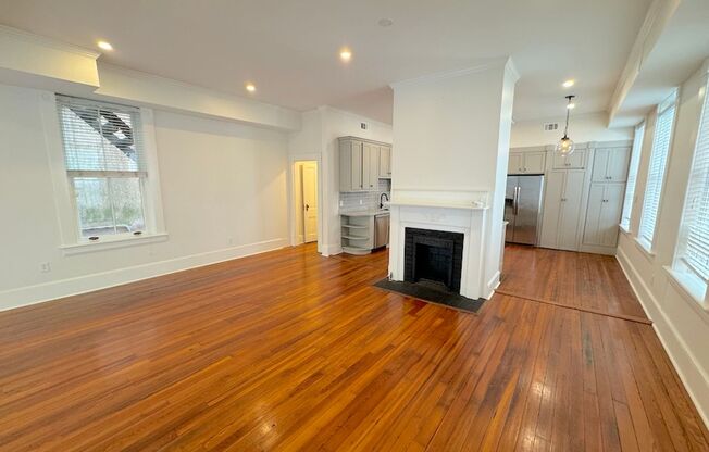 205 E Charlton