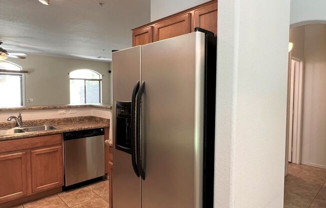 3 beds, 2.5 baths, $1,985, Unit UNIT 1045