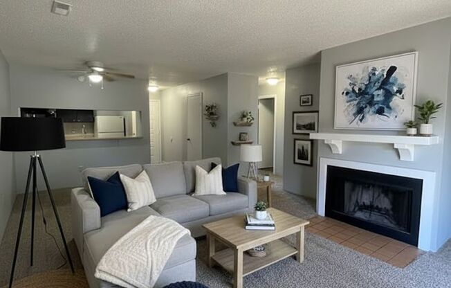 1 bed, 1 bath, 600 sqft, $815