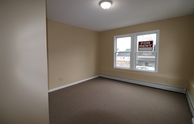 2 beds, 1 bath, $1,430, Unit 2W