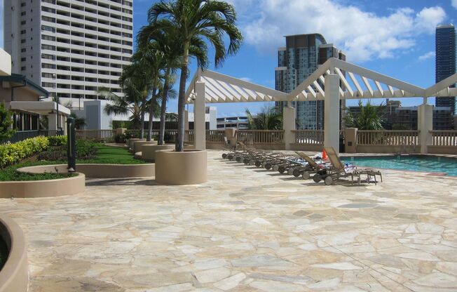 1 bed, 1 bath, $2,600