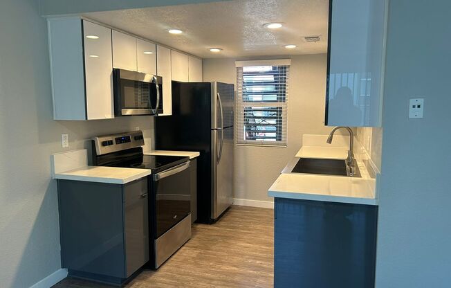 2 beds, 1 bath, 875 sqft, $2,550, Unit 19