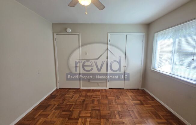 2 beds, 1 bath, $750, Unit 1280 #11