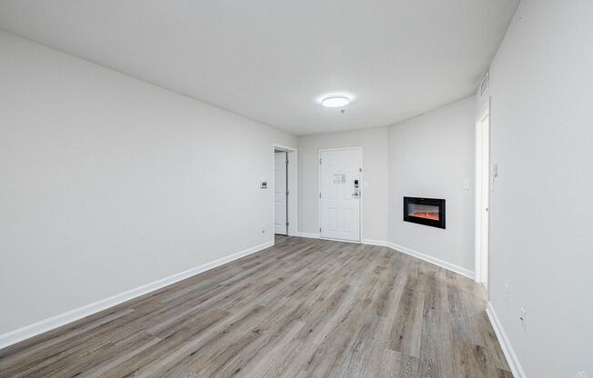 2 beds, 2 baths, 933 sqft, $1,685, Unit C-133