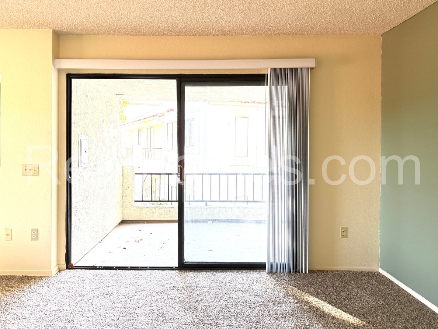Mira Mesa, 8379 Capricorn Wy #54, All Appliances including a full size washer and dryer