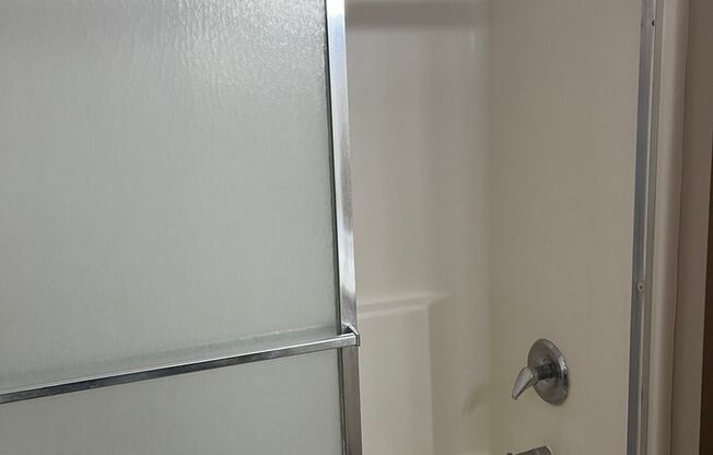 1 bed, 1 bath, 772 sqft, $1,039, Unit 1-310