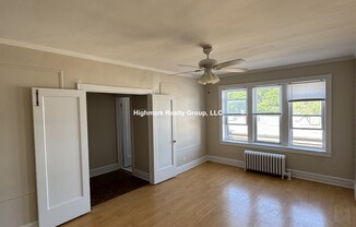 1333 W Birchwood Ave