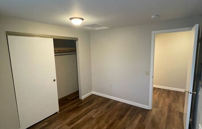 3 beds, 2 baths, 1,086 sqft, $1,650, Unit 4329