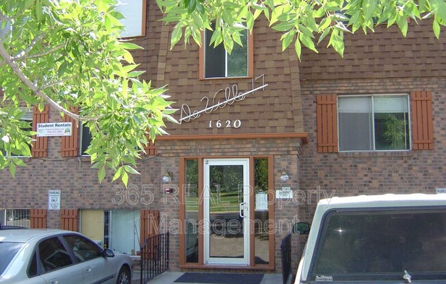 1620 9 AVE