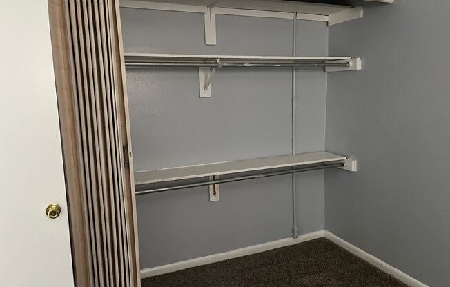 2 beds, 1 bath, 686 sqft, $900, Unit PV-20