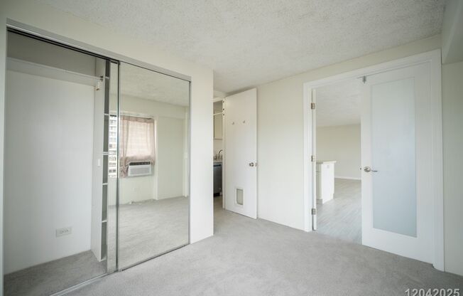 1 bed, 1 bath, $2,100, Unit APARTMENT 2405