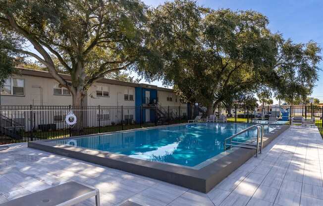 the pool at the preserve at ballantyne commons apartments