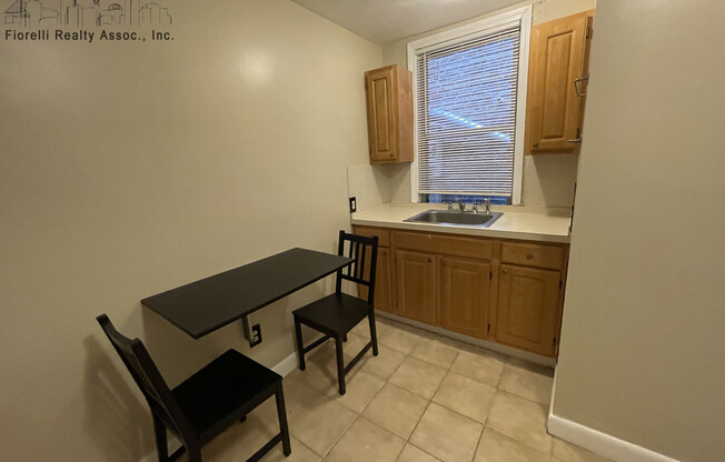 18 PARMENTER ST