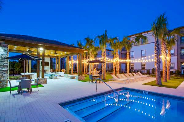 Residences at Lake Park in Lutz