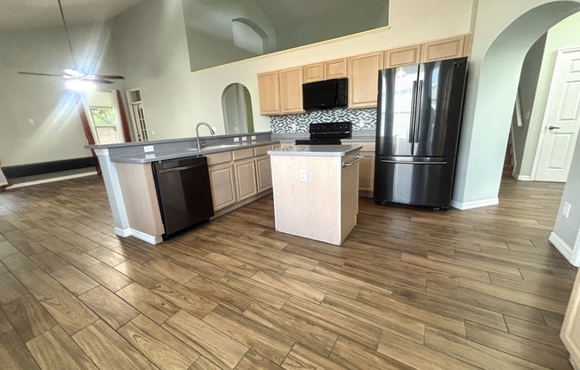 6561 FRANCONIA DR