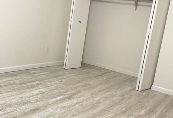 Lake Terrace Apartments