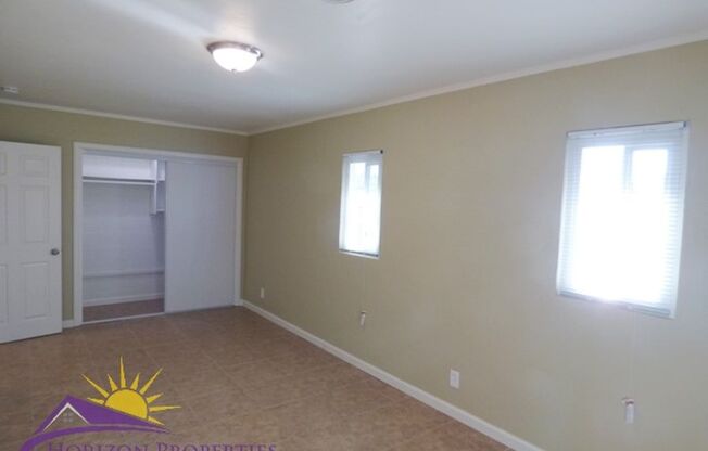 2 beds, 1 bath, 1,256 sqft, $1,950, Unit 2200 60th